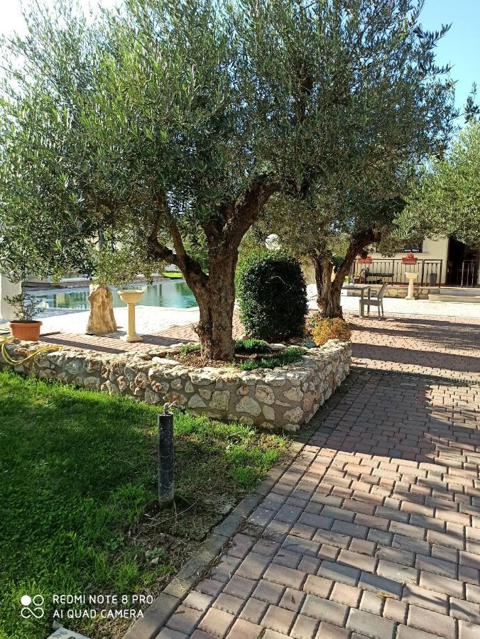 فيلا Residenza Nosy Be Palombara Sabina المظهر الخارجي الصورة